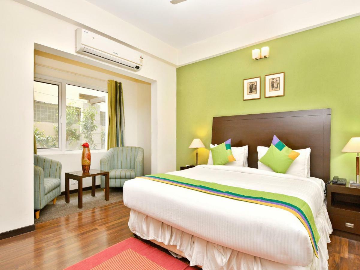 Treebo Trend Sterling Suites Inn Bangalore Bagian luar foto