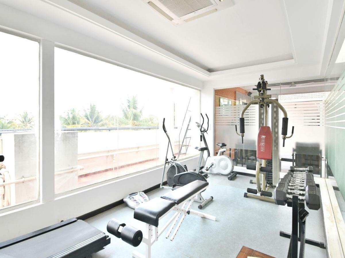 Treebo Trend Sterling Suites Inn Bangalore Bagian luar foto