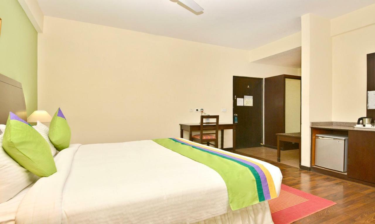 Treebo Trend Sterling Suites Inn Bangalore Bagian luar foto